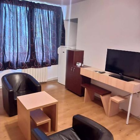 ブカレストCentral Best Cozy Inアパートメント エクステリア 写真